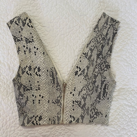 LF Snakeskin Tank - Picture 4 of 5